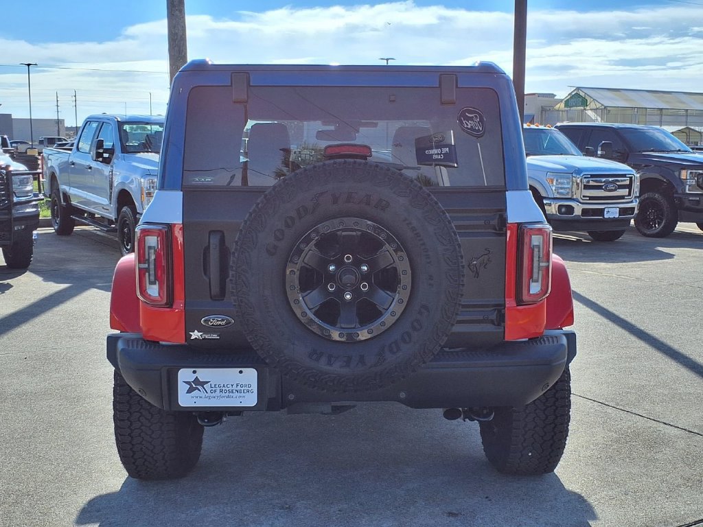Used 2025 Ford Bronco Stroppe Edition AWD/4WD image 5