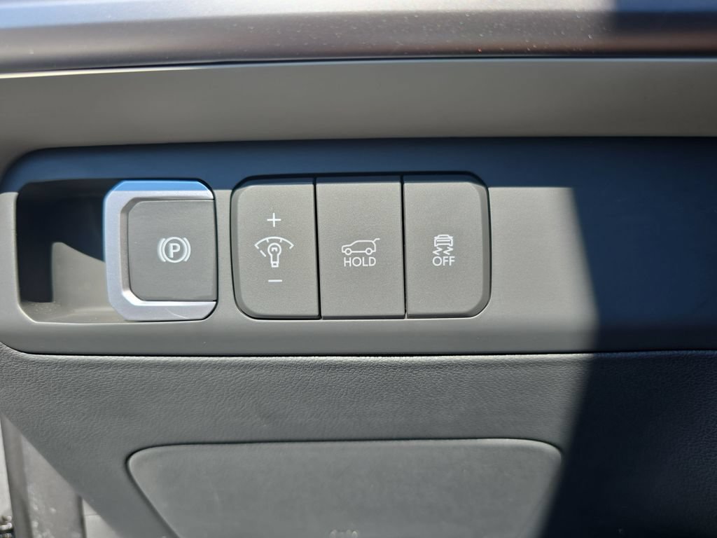 Used 2025 Hyundai Santa Fe SEL AWD/4WD image 28