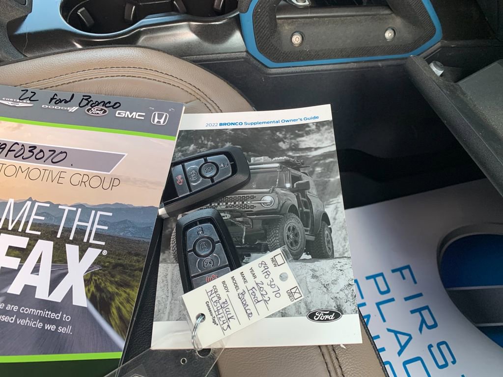 Used 2022 Ford Bronco Wildtrak image 9