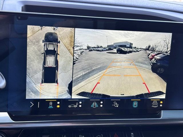 Used 2024 Chevrolet Silverado 3500 High Country w/ High Country Premium Package image 43