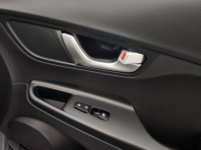 Certified 2023 Hyundai Kona SE FWD image 15
