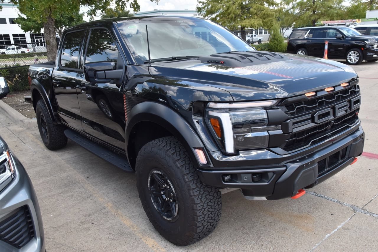 Used 2025 Ford F150 Raptor w/ Equipment Group 803A Raptor R AWD/4WD image 4