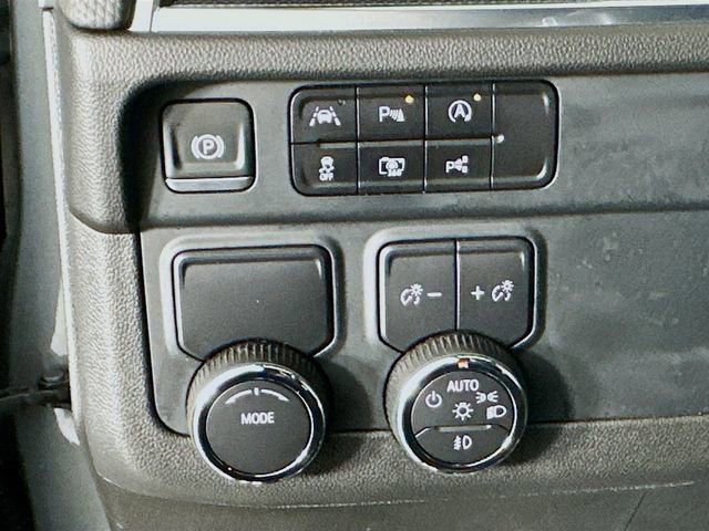 Used 2025 Chevrolet Tahoe RST w/ Comfort Package image 12