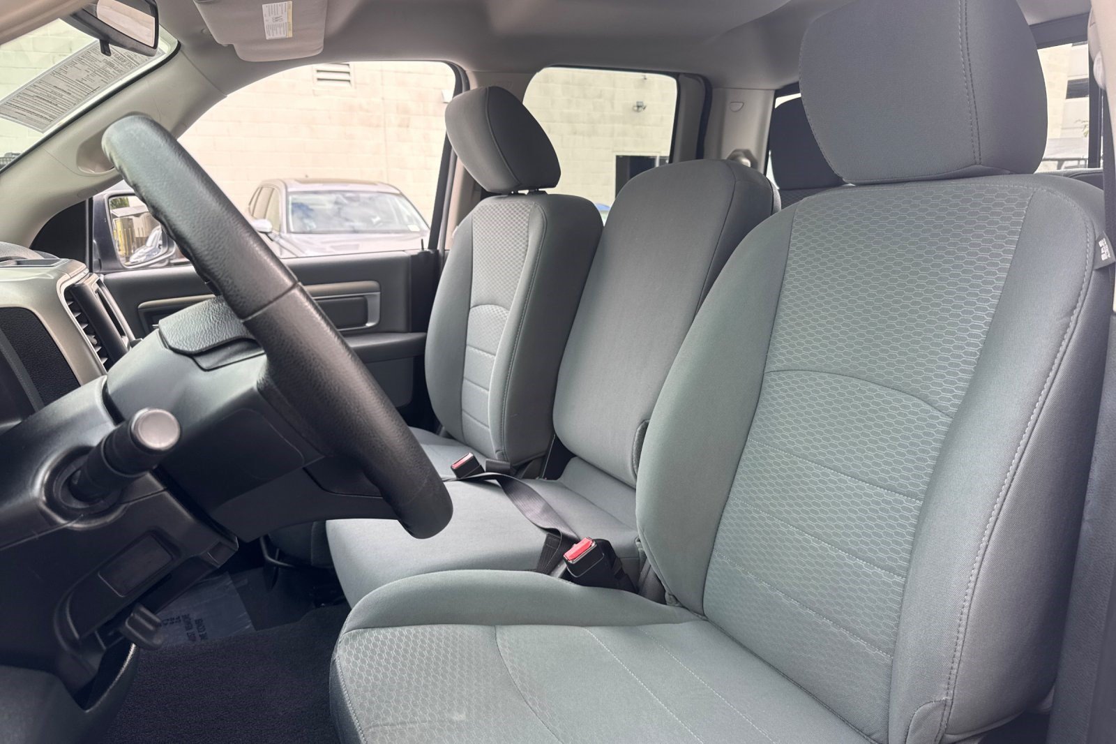 Used 2014 RAM 1500 Classic SLT AWD/4WD image 5
