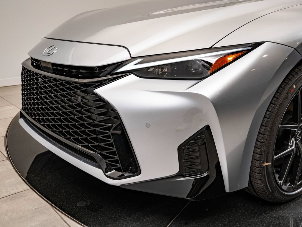 New 2026 Lexus IS 350 F Sport AWD/4WD image 4