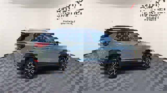 Used 2025 Chevrolet TrailBlazer ACTIV image 9