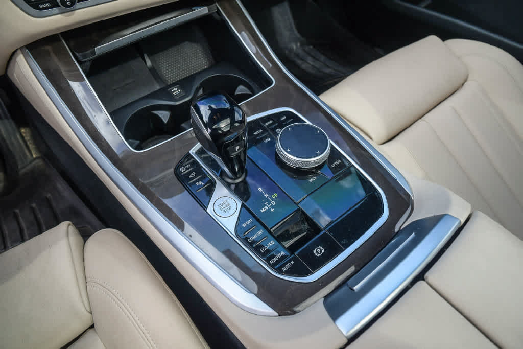 Used 2022 BMW X5 sDrive40i w/ Parking Assistance Package RWD image 21