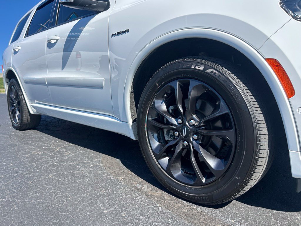 Used 2025 Dodge Durango R/T AWD/4WD image 11