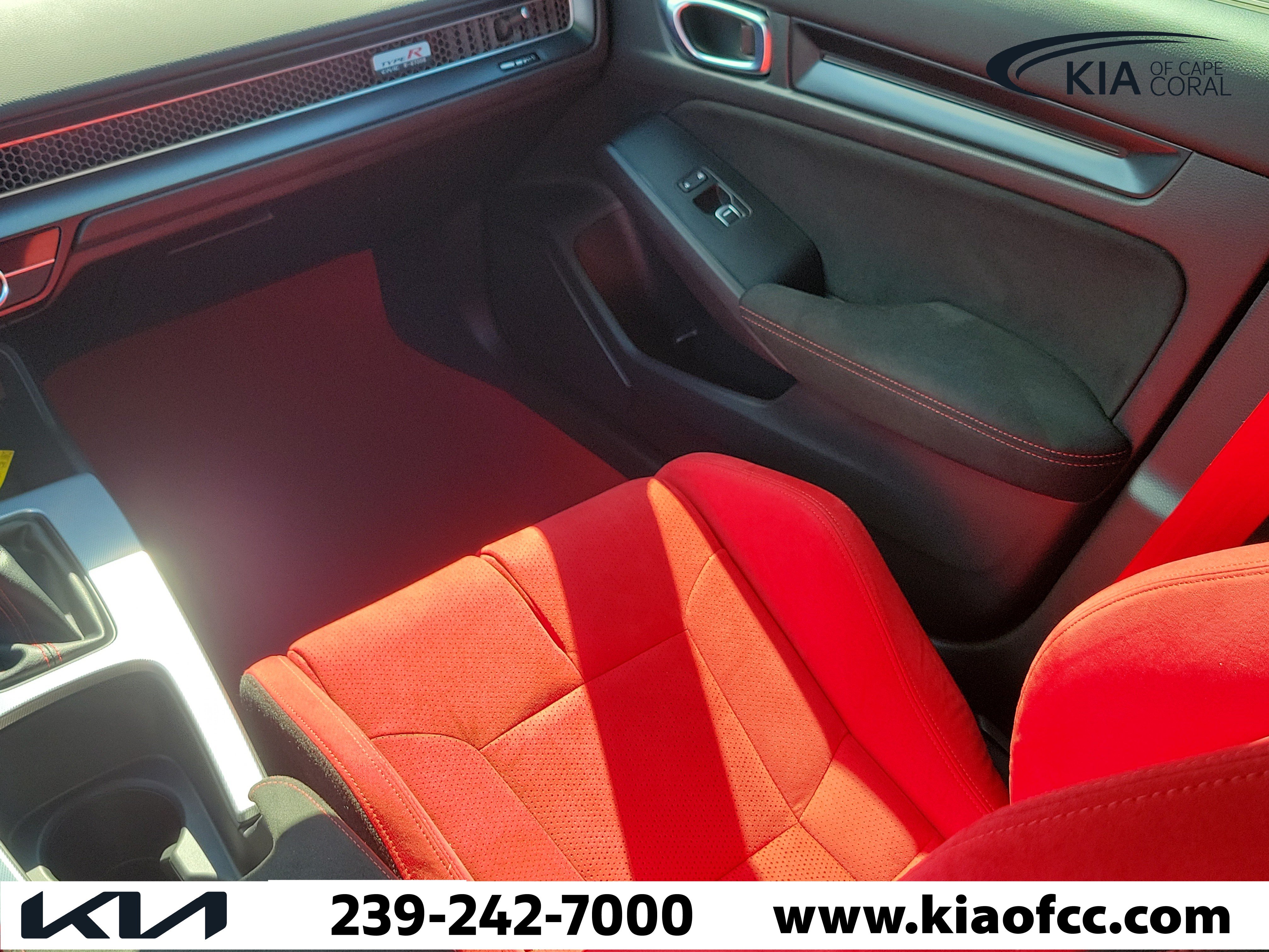 Used 2025 Honda Civic Type R image 18