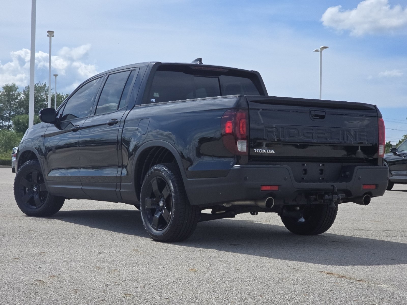 Used 2024 Honda Ridgeline Black Edition image 12