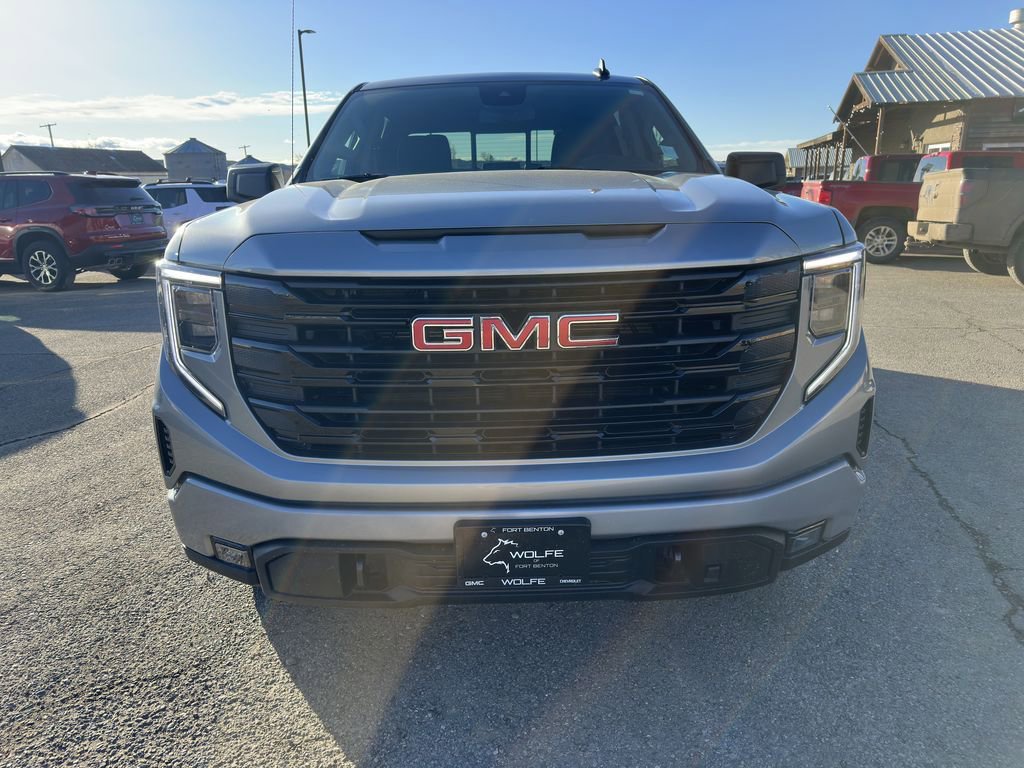 Used 2025 GMC Sierra 1500 Elevation AWD/4WD image 2