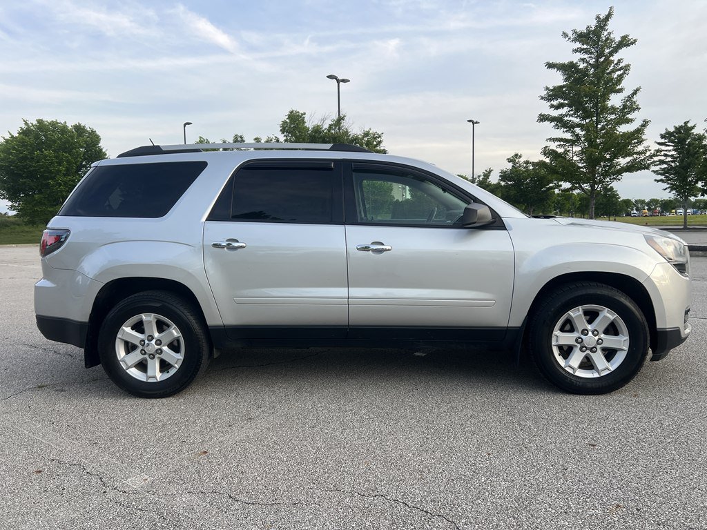 Used 2015 GMC Acadia SLE FWD image 6