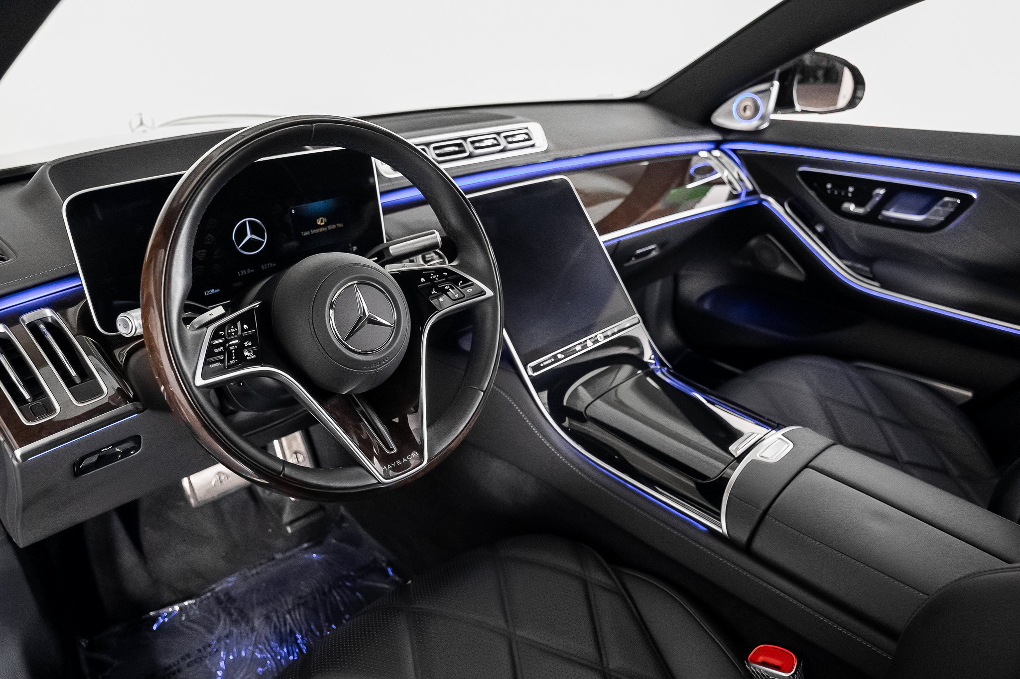 Used 2025 Mercedes-Benz Maybach S 580 4MATIC image 2
