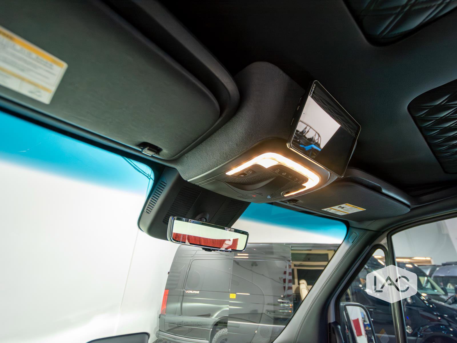 Used 2025 Mercedes-Benz Sprinter 3500 image 22