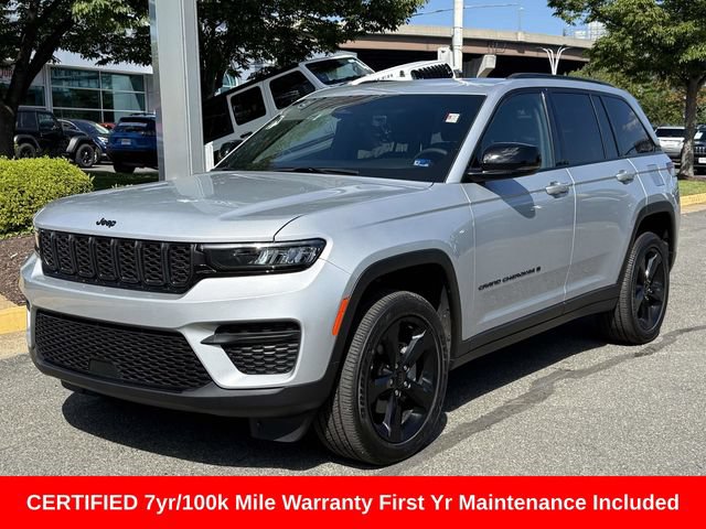 Certified 2025 Jeep Grand Cherokee Altitude AWD/4WD image 6