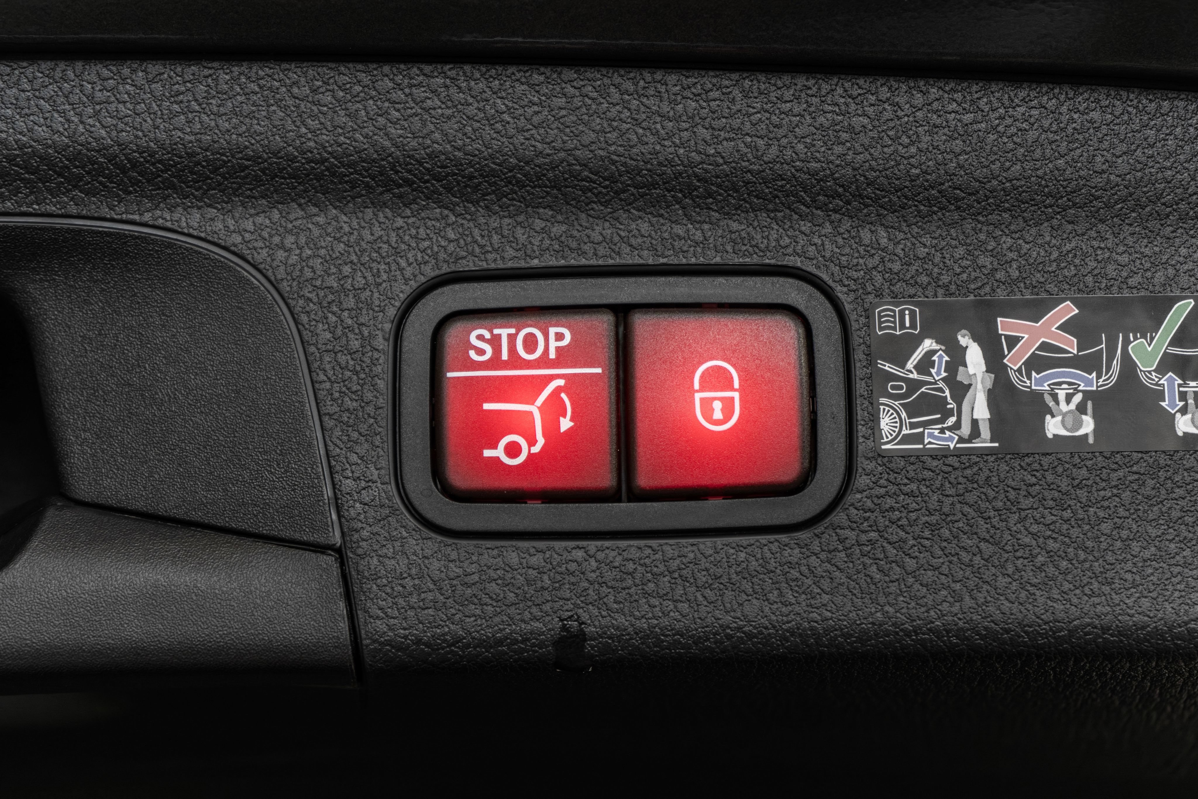 Certified 2026 Mercedes-Benz GLE 450 4MATIC image 35