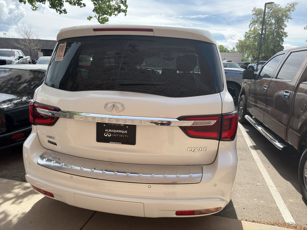Used 2023 INFINITI QX80 Luxe w/ Cargo Package image 5