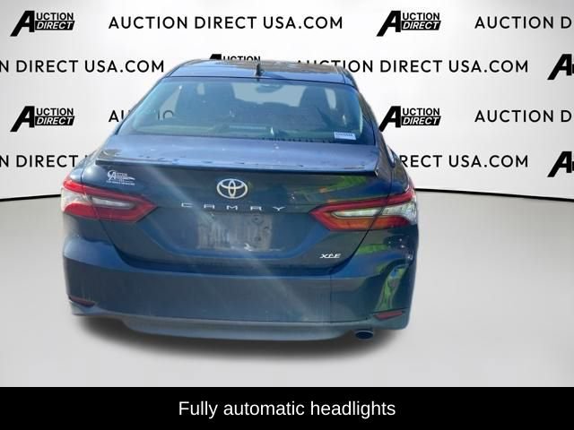 Used 2021 Toyota Camry XLE image 7