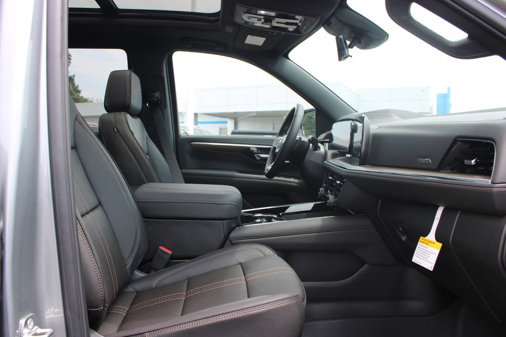 New 2026 Chevrolet Tahoe High Country AWD/4WD image 35
