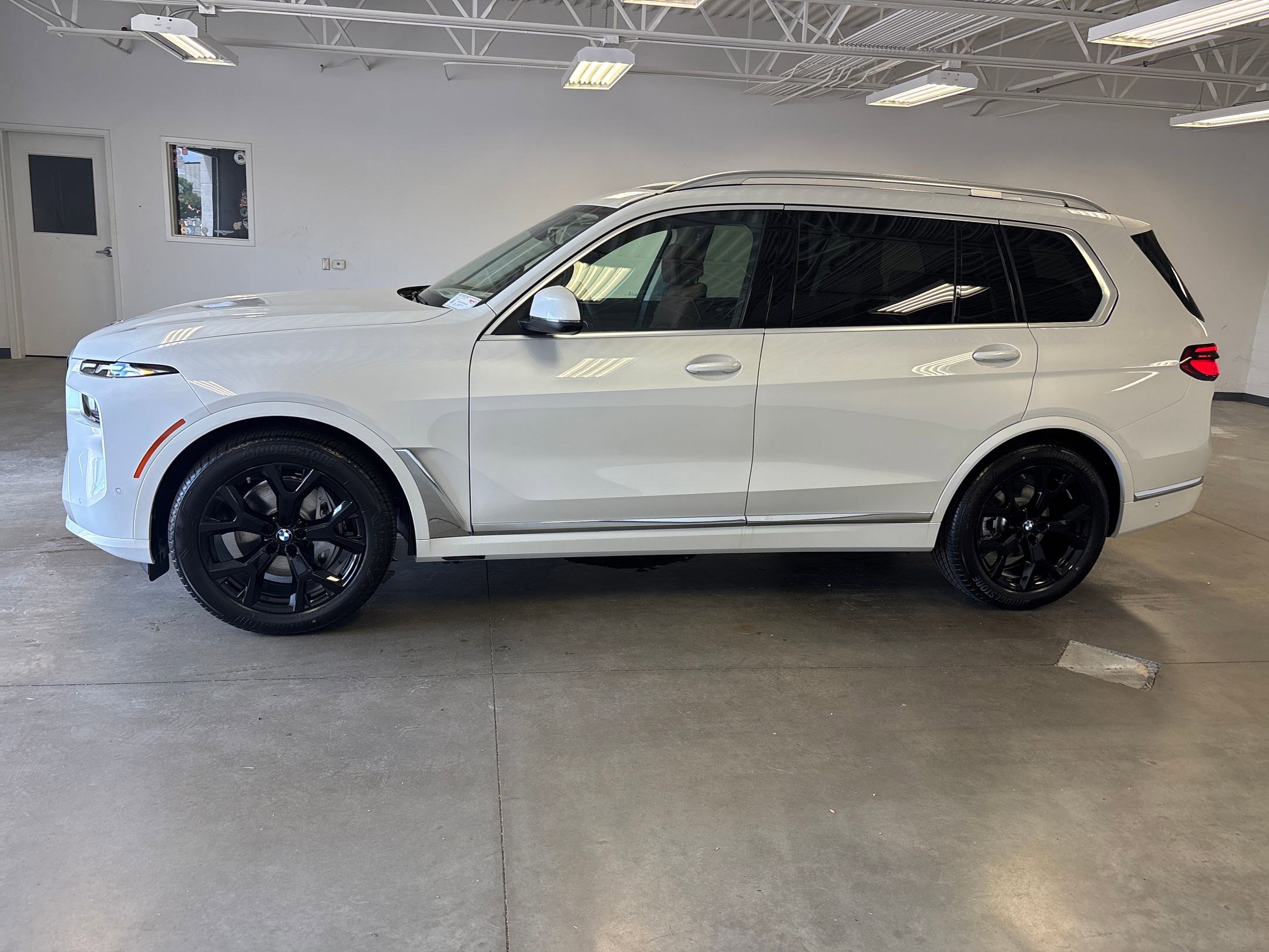 New 2026 BMW X7 xDrive40i image 2