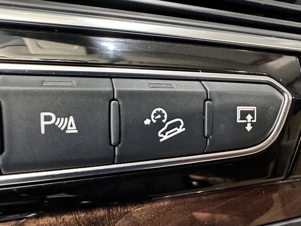 Used 2017 Audi Q7 3.0T Premium AWD/4WD image 22