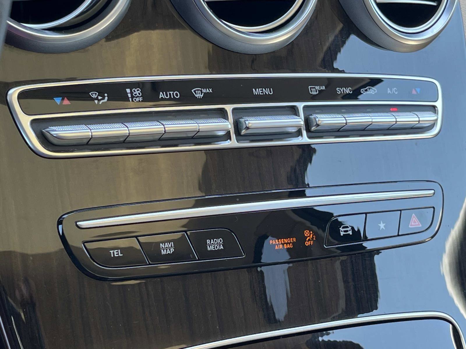 Certified 2021 Mercedes-Benz GLC 300 image 31