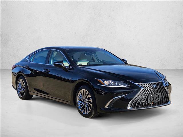 Used 2024 Lexus ES 350 w/ Luxury Package image 3