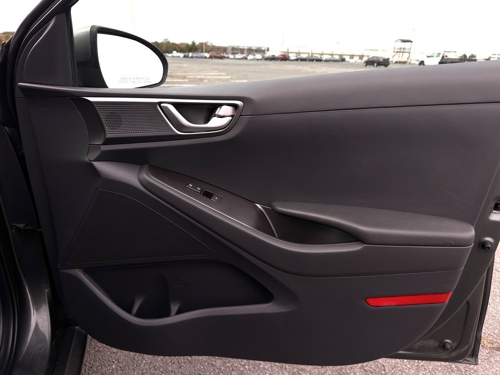 Used 2020 Hyundai Ioniq Blue image 23
