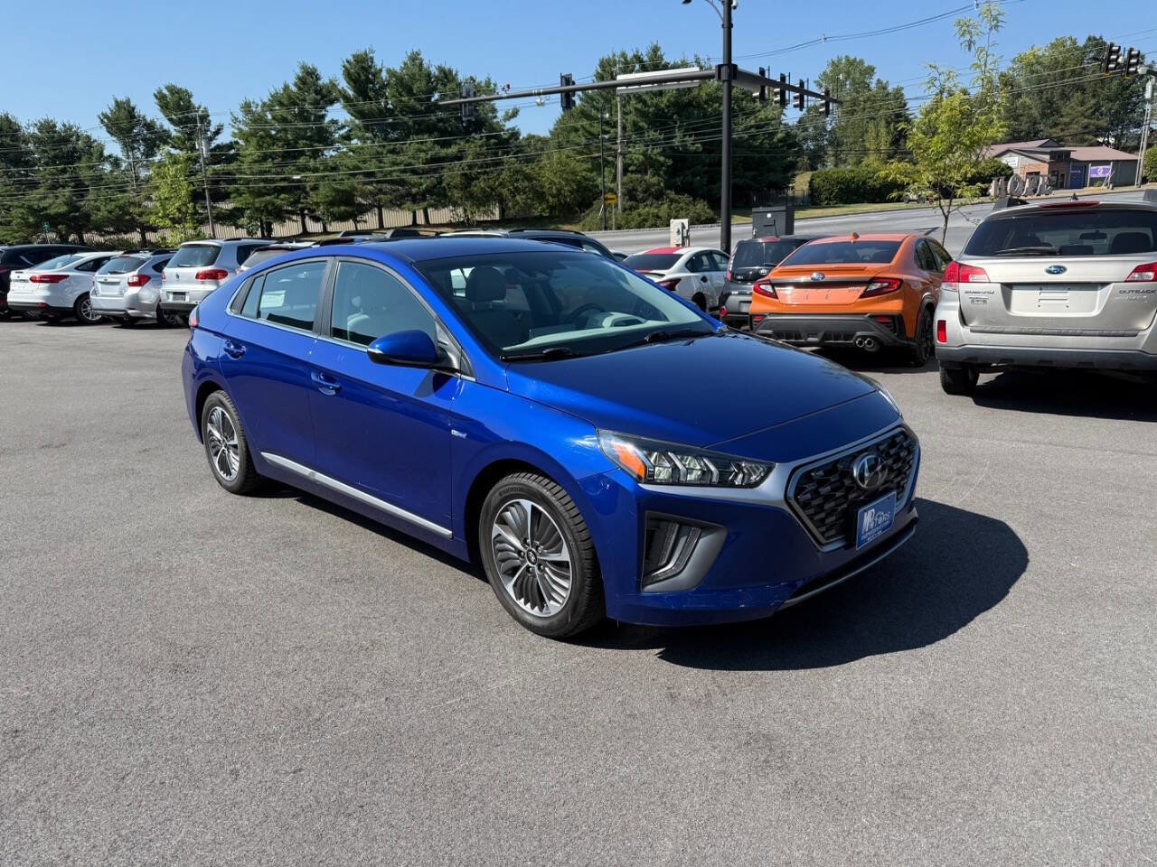 Used 2020 Hyundai Ioniq SEL image 4