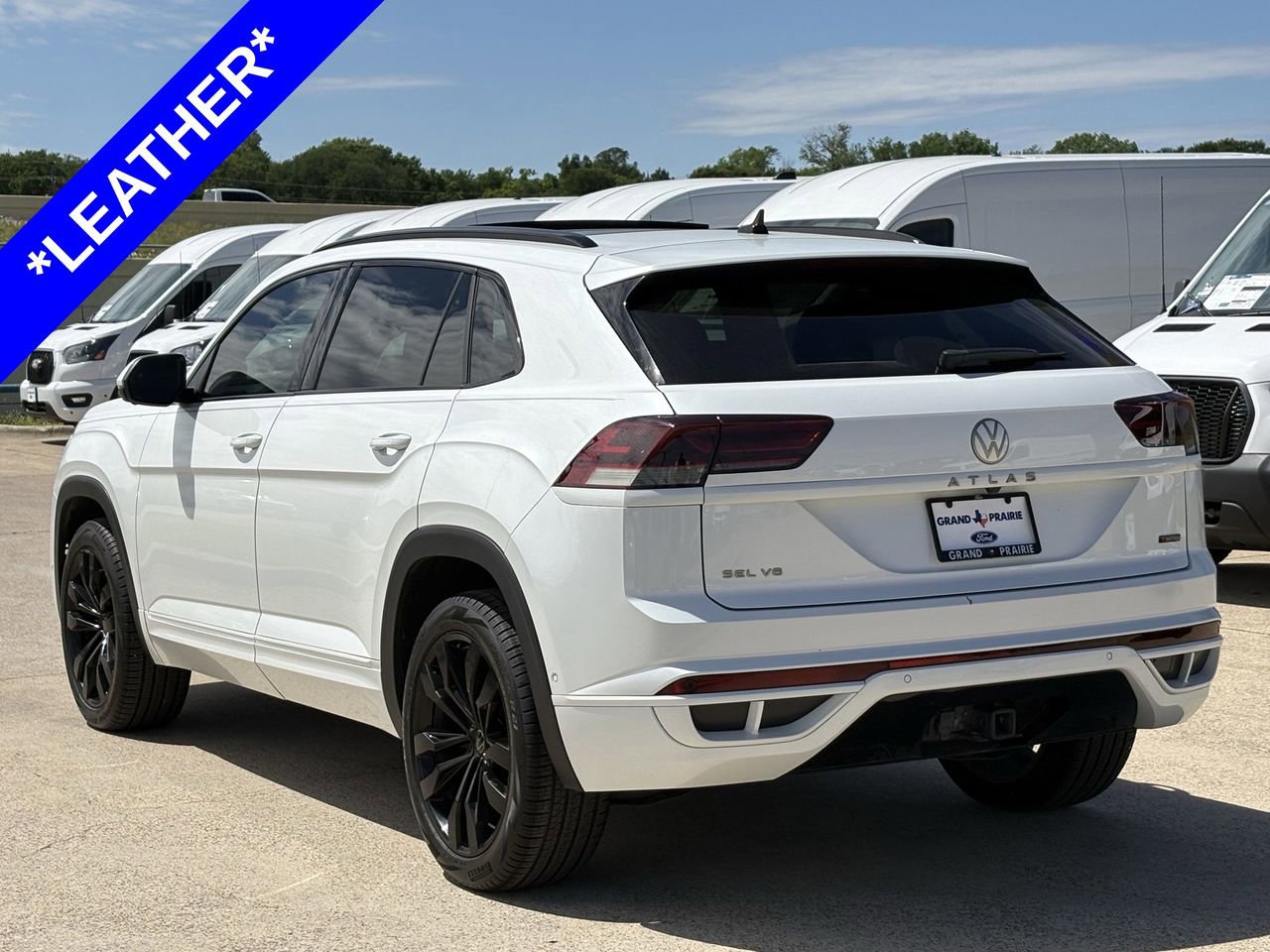Used 2022 Volkswagen Atlas Cross Sport SEL Premium R-Line AWD/4WD image 6