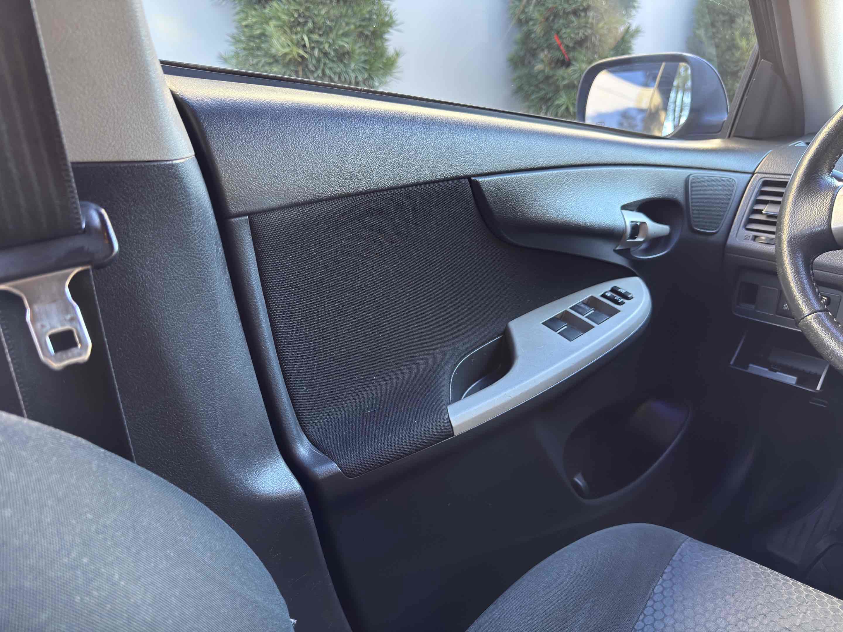 Used 2010 Toyota Corolla XRS image 24