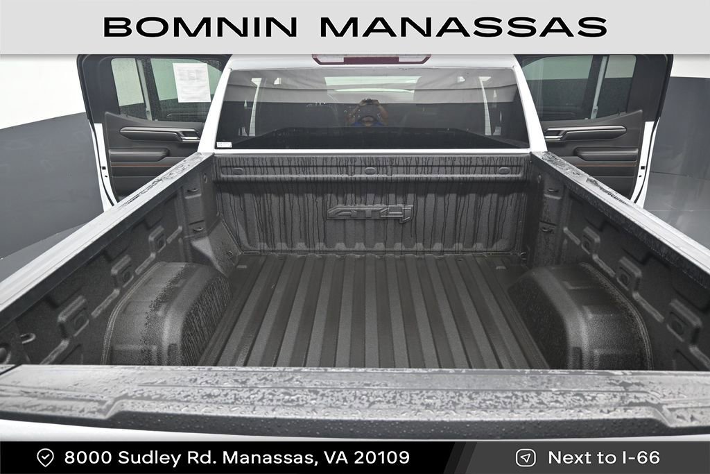 Used 2023 GMC Sierra 1500 AT4 AWD/4WD image 11