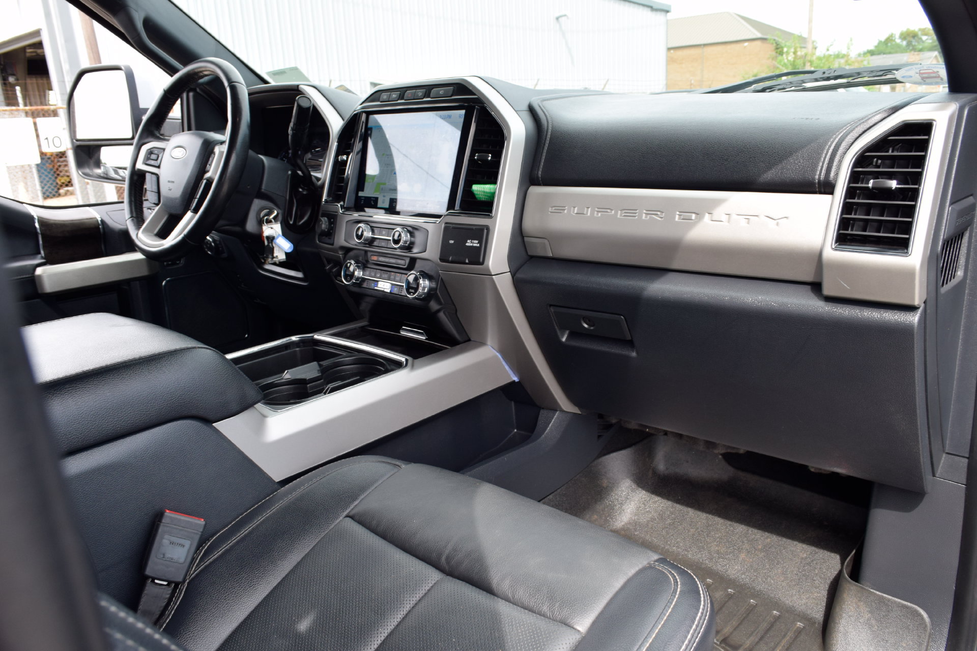 Used 2022 Ford F250 Lariat w/ Lariat Value Package AWD/4WD image 23