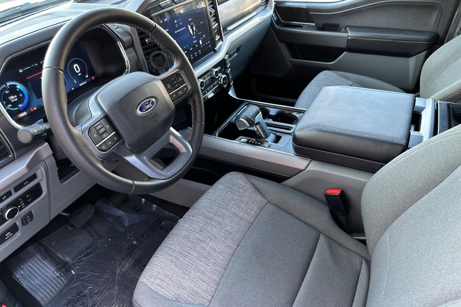 Used 2023 Ford F150 Lightning XLT image 10