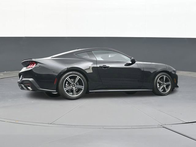 Used 2025 Ford Mustang Premium image 27