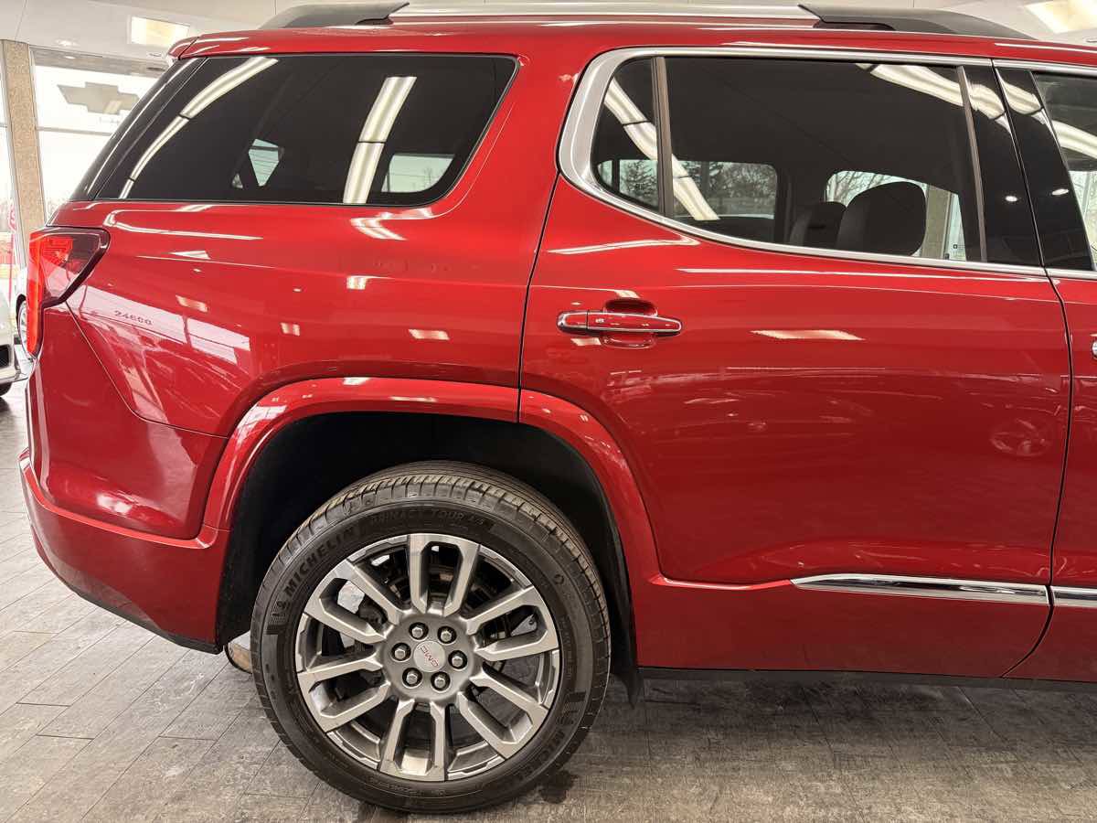 Used 2023 GMC Acadia Denali FWD image 7