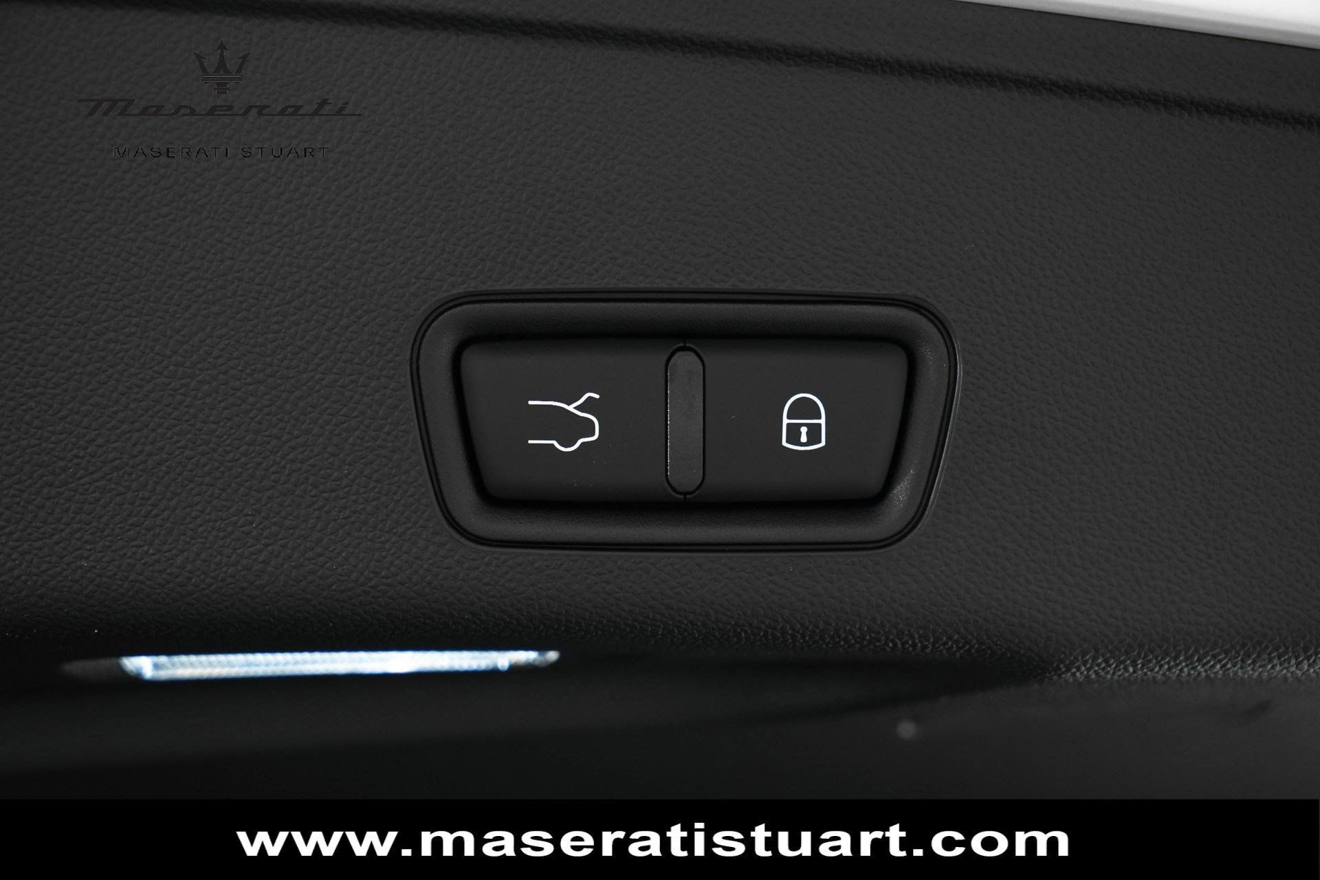New 2025 Maserati Grecale Modena AWD/4WD image 31