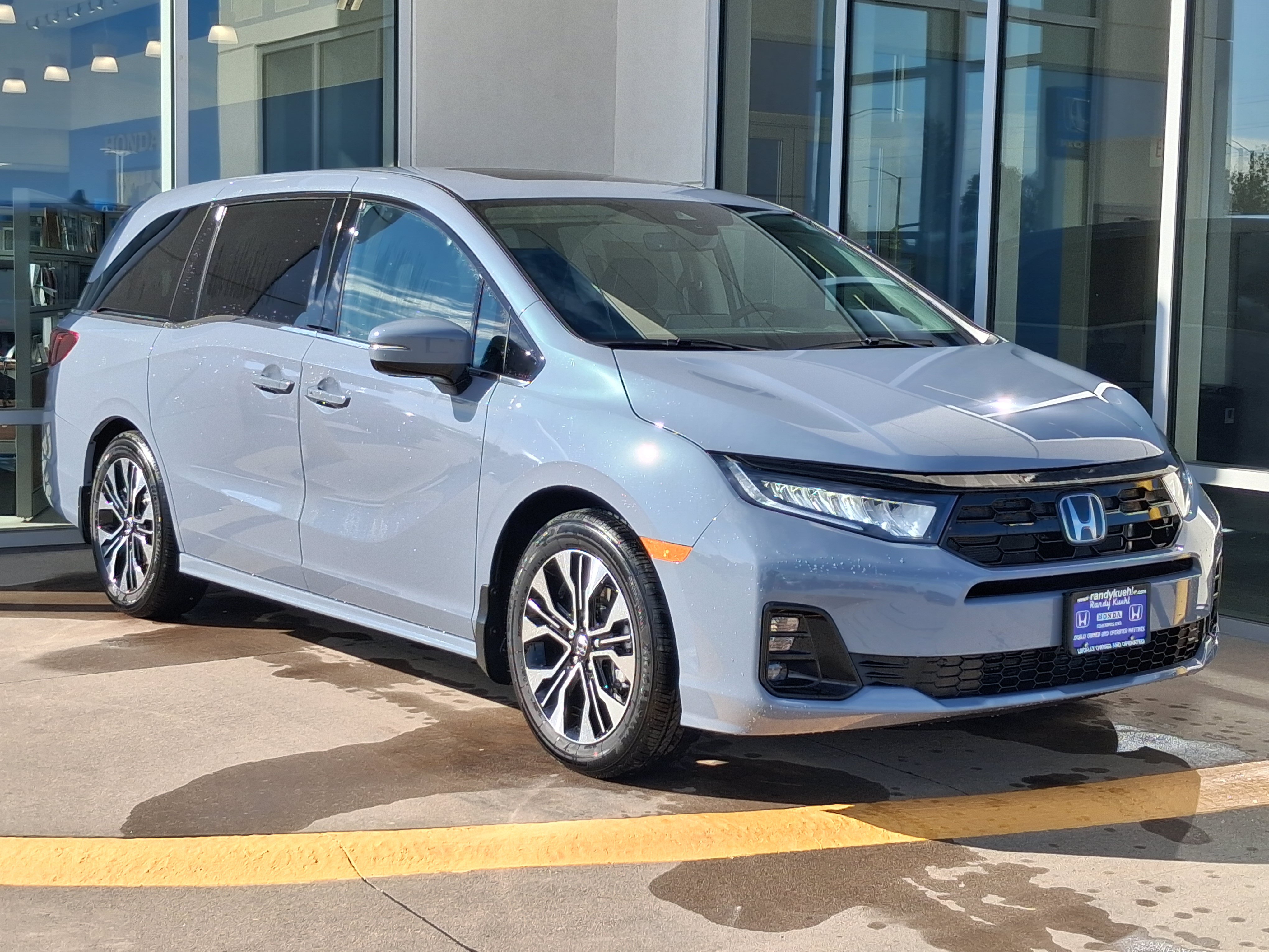 New 2026 Honda Odyssey Elite image 5