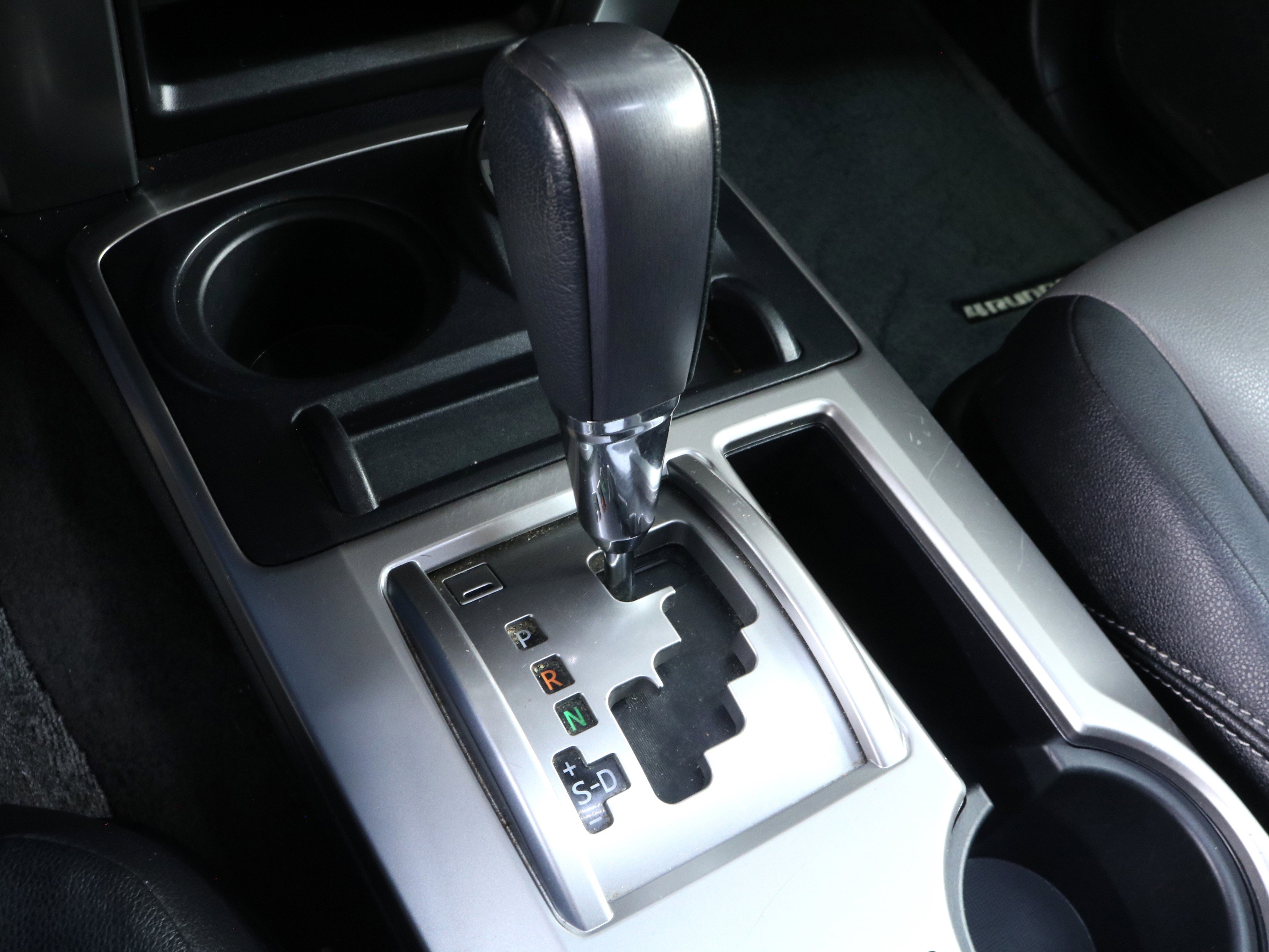 Used 2016 Toyota 4Runner SR5 image 16