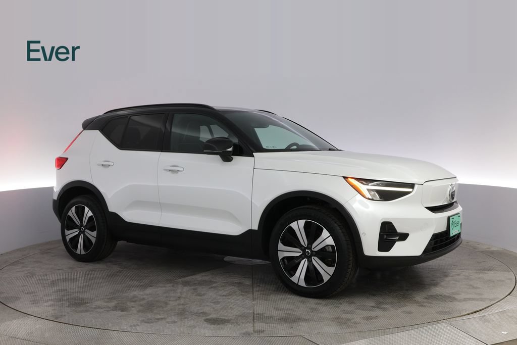 Used 2023 Volvo XC40 Recharge Plus AWD/4WD image 14