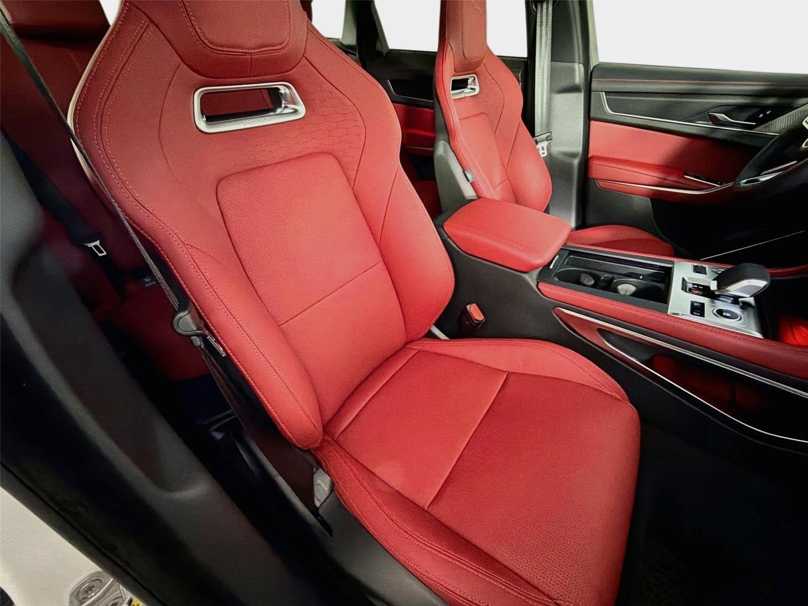 New 2026 Jaguar F-PACE R-Dynamic S AWD/4WD image 29