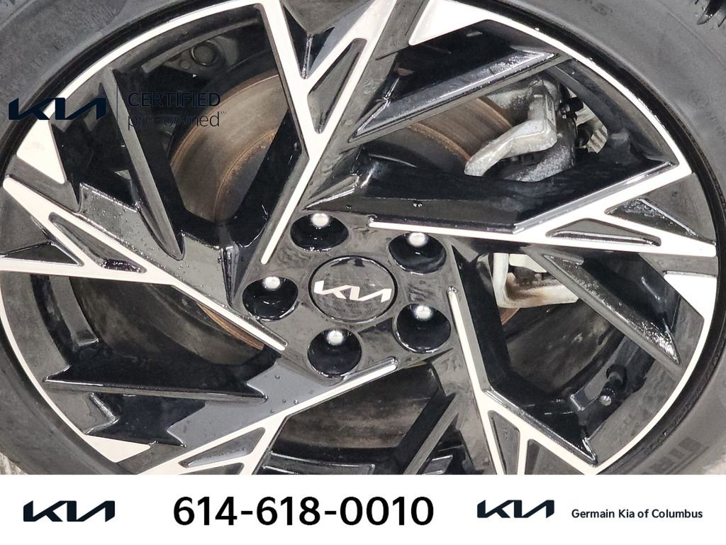 Certified 2025 Kia K5 GT-Line image 12