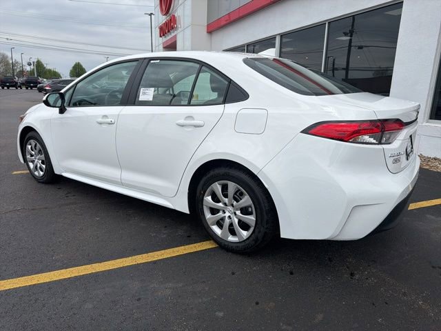 New 2026 Toyota Corolla LE FWD image 3