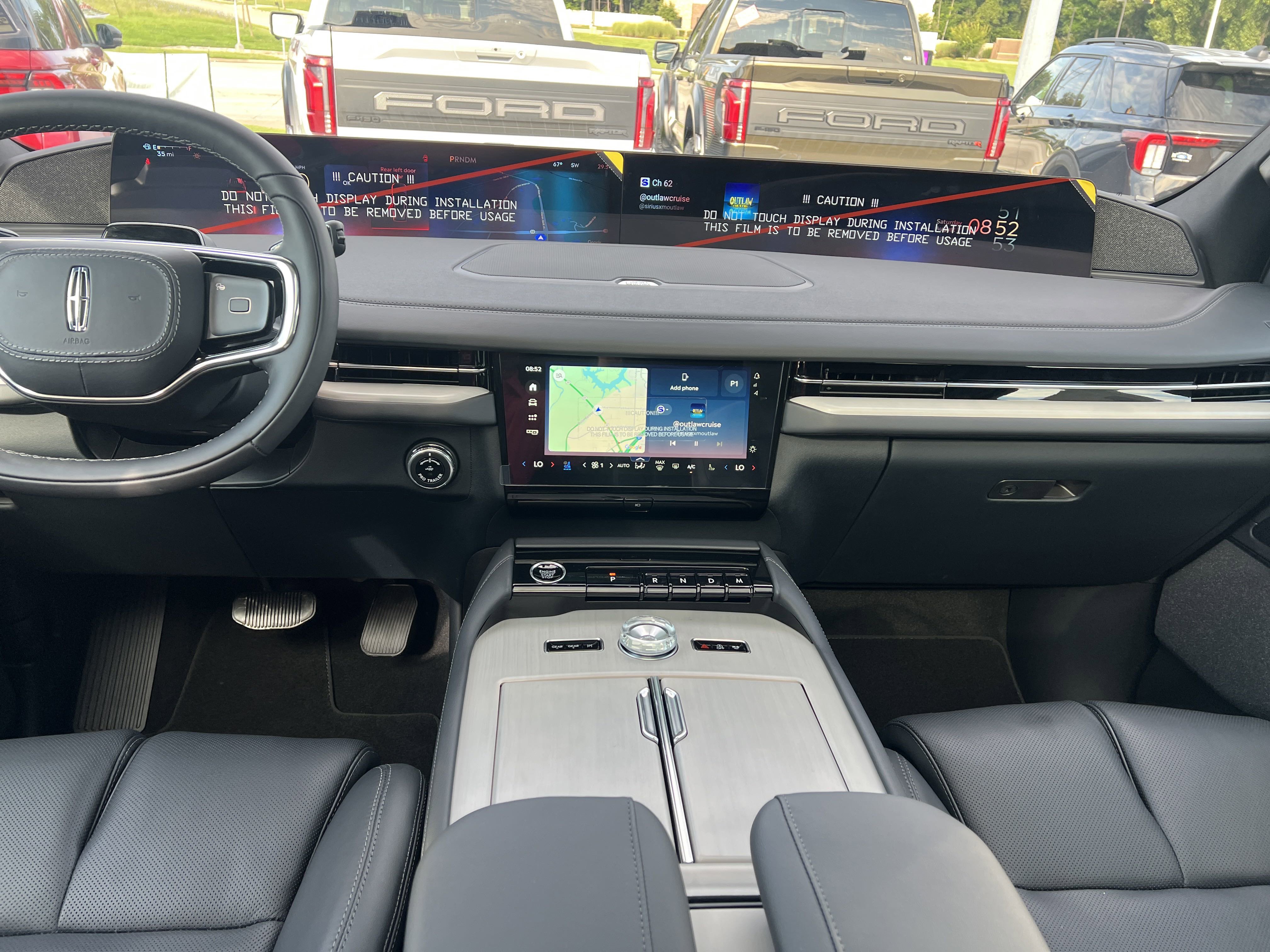 New 2025 Lincoln Navigator L Reserve image 16