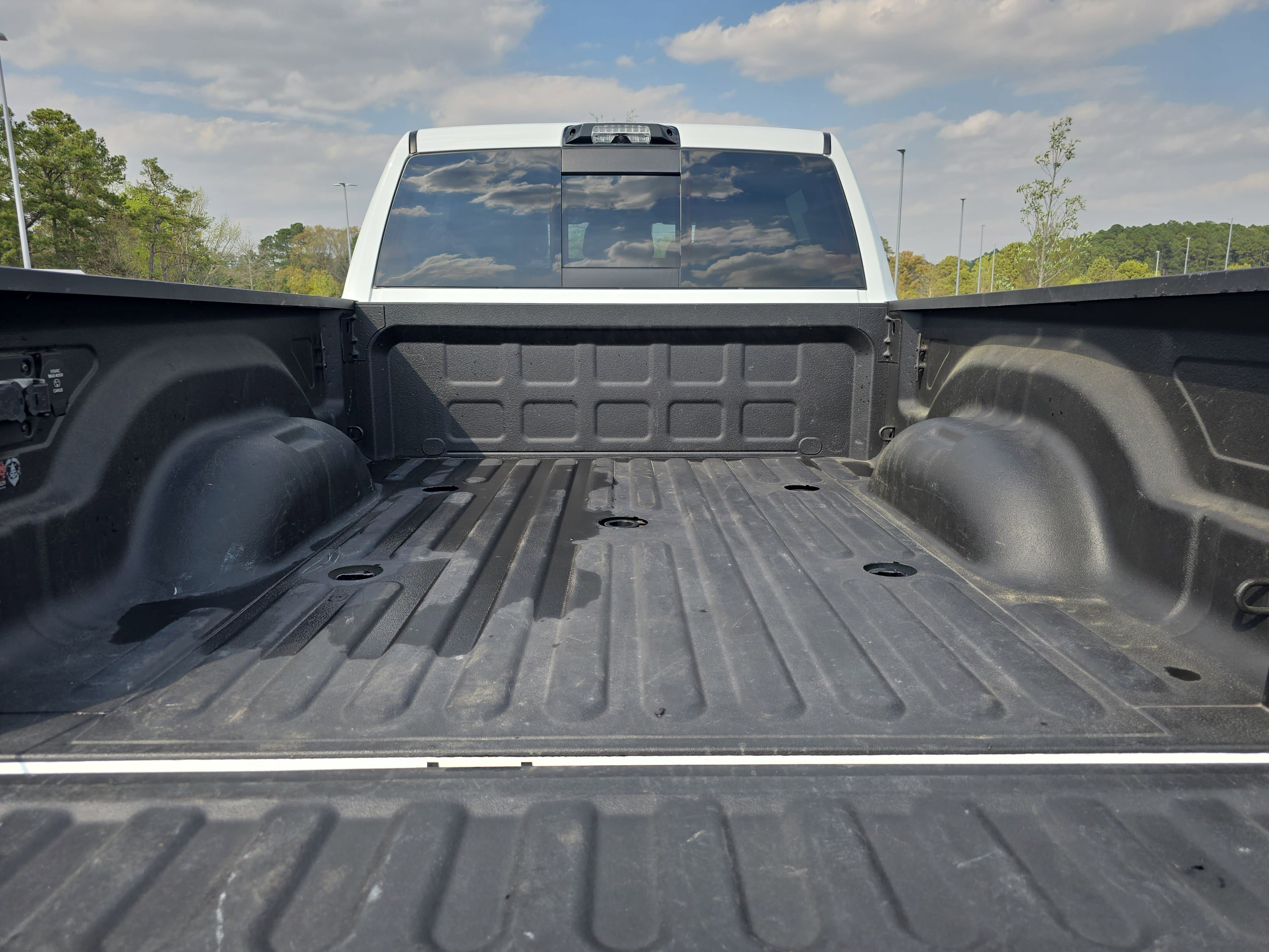 Used 2023 RAM 2500 Laramie w/ Night Edition image 12