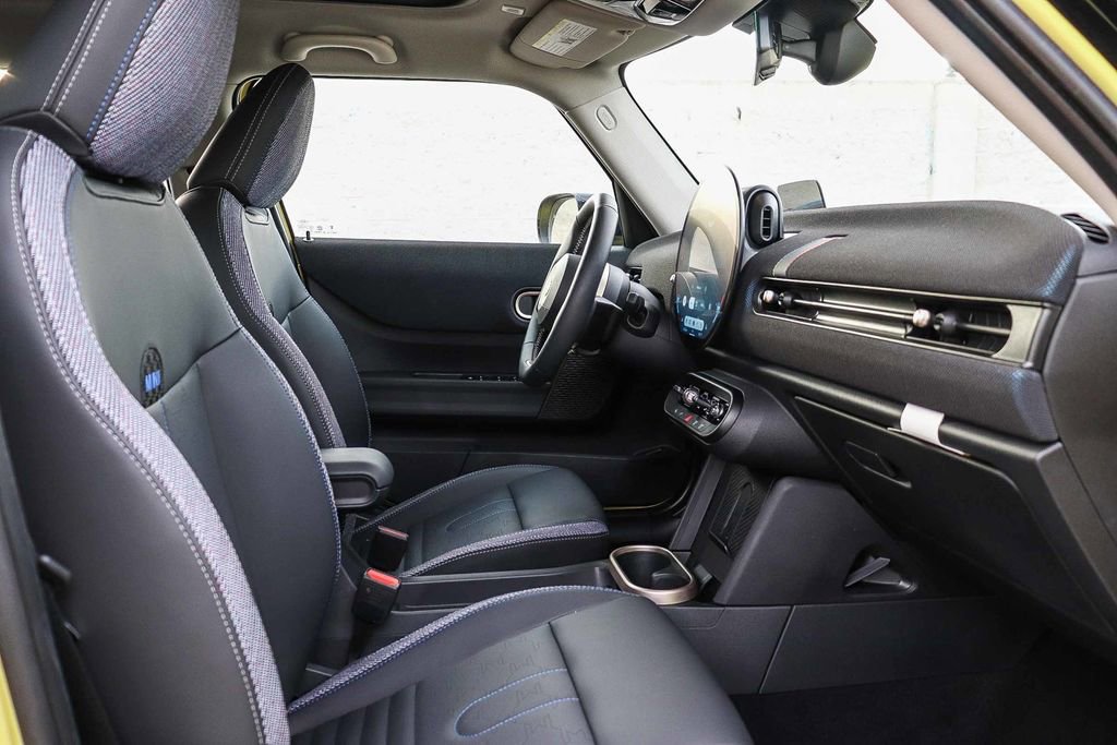 Used 2025 MINI Cooper S image 16