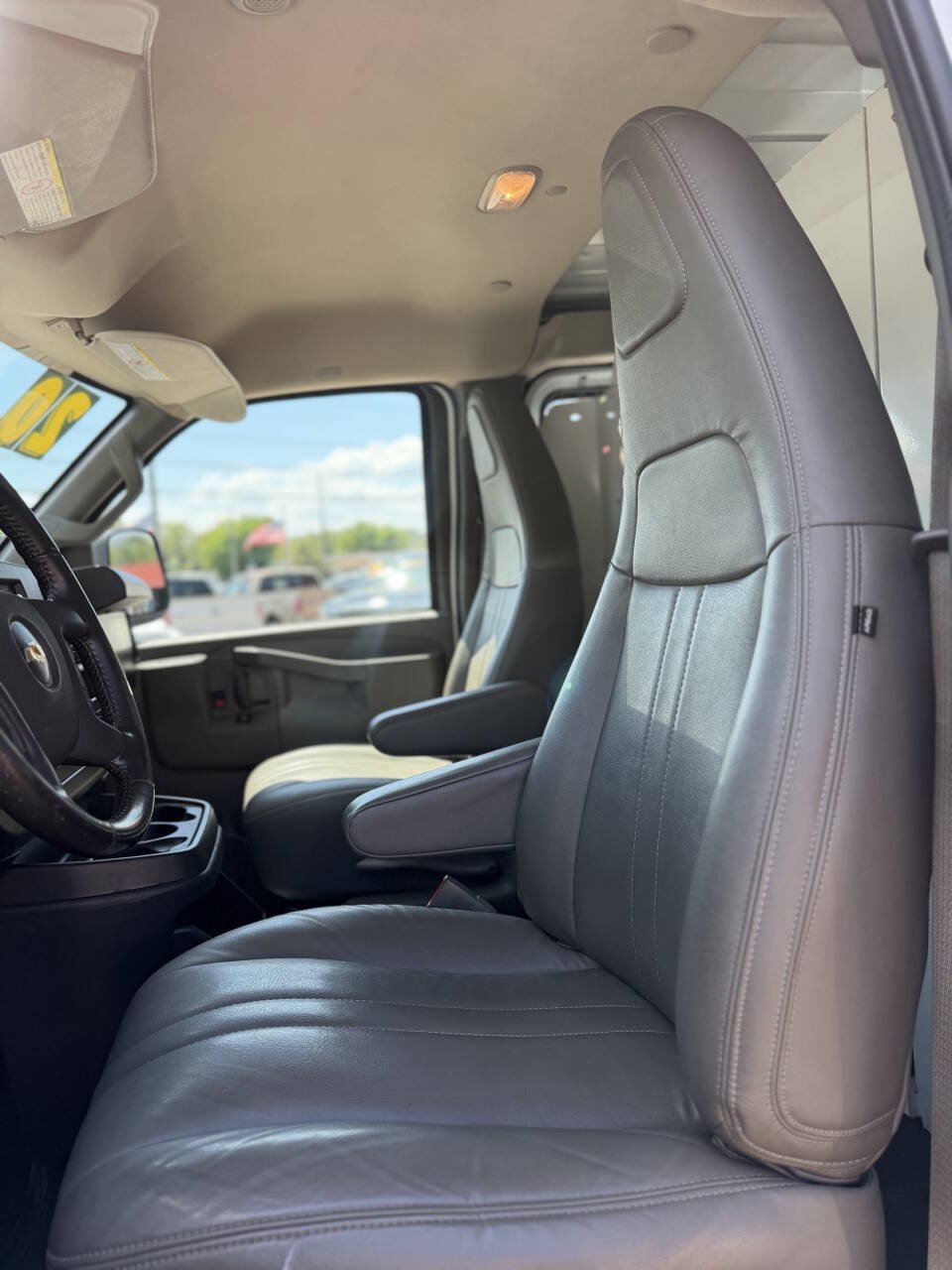 Used 2020 Chevrolet Express 2500 w/ Driver Convenience Package RWD image 23