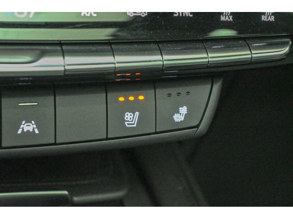 Used 2024 Cadillac XT4 Sport image 46