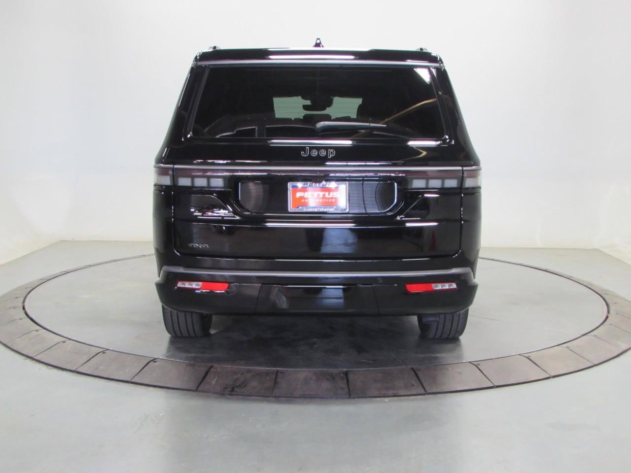 New 2026 Jeep Grand Wagoneer L Limited image 5
