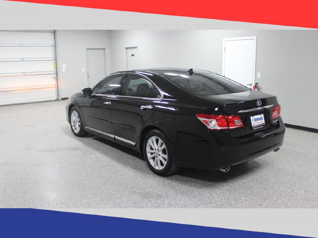 Used 2011 Lexus ES 350 image 4